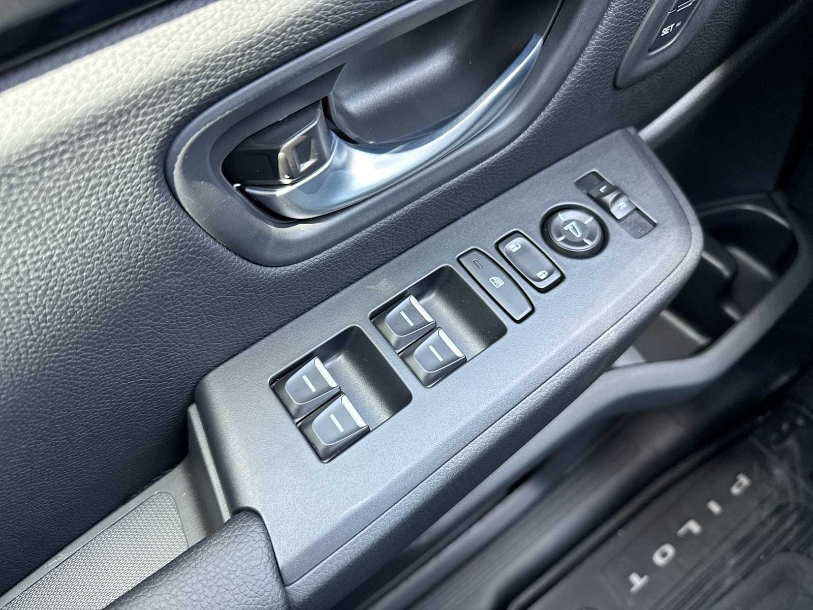 Thumbnail: 2026 Honda Pilot - 15
