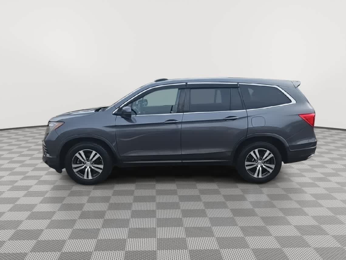 Thumbnail: 2016 Honda Pilot - 5