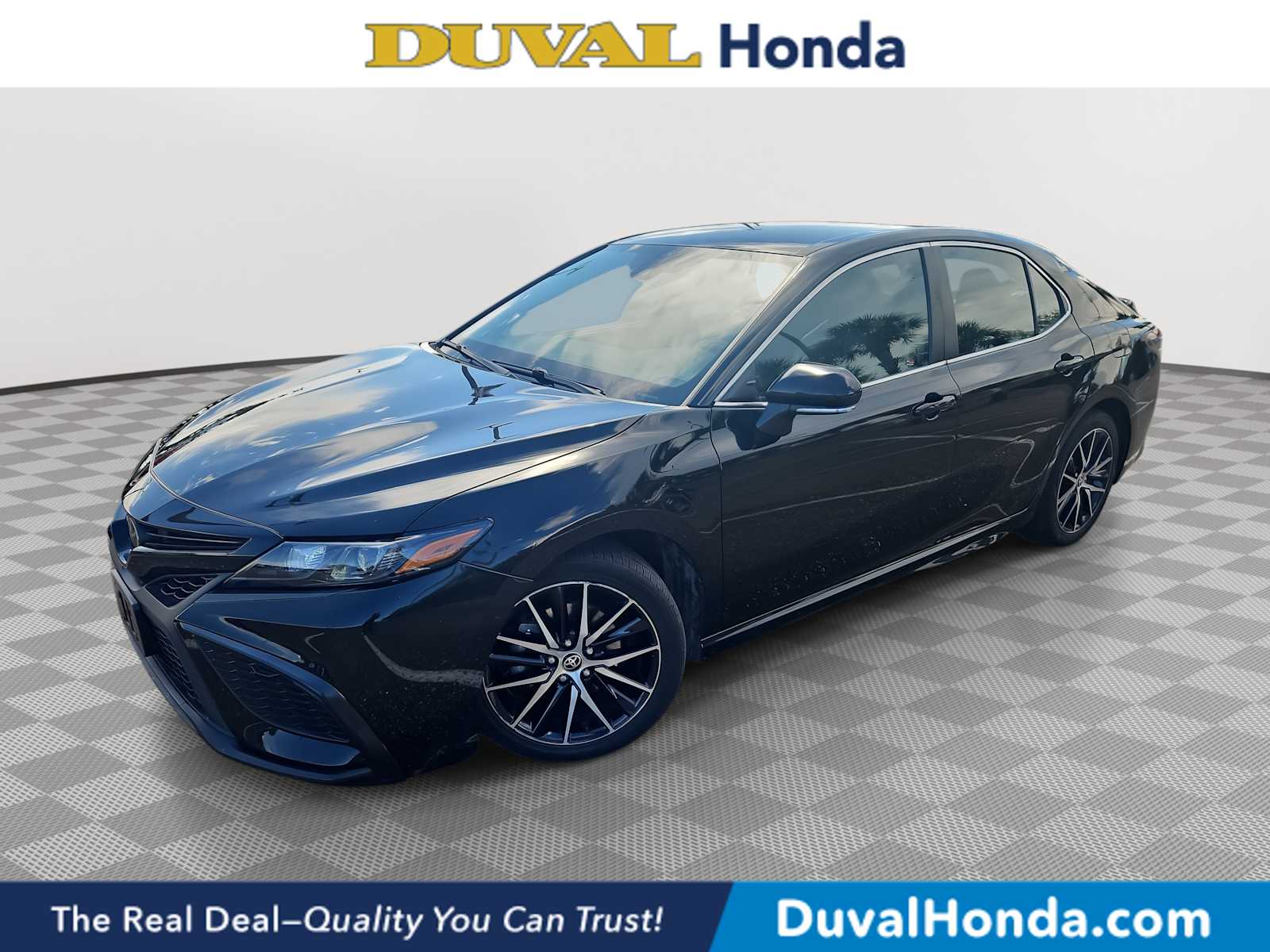 Thumbnail: 2022 Toyota Camry - 1