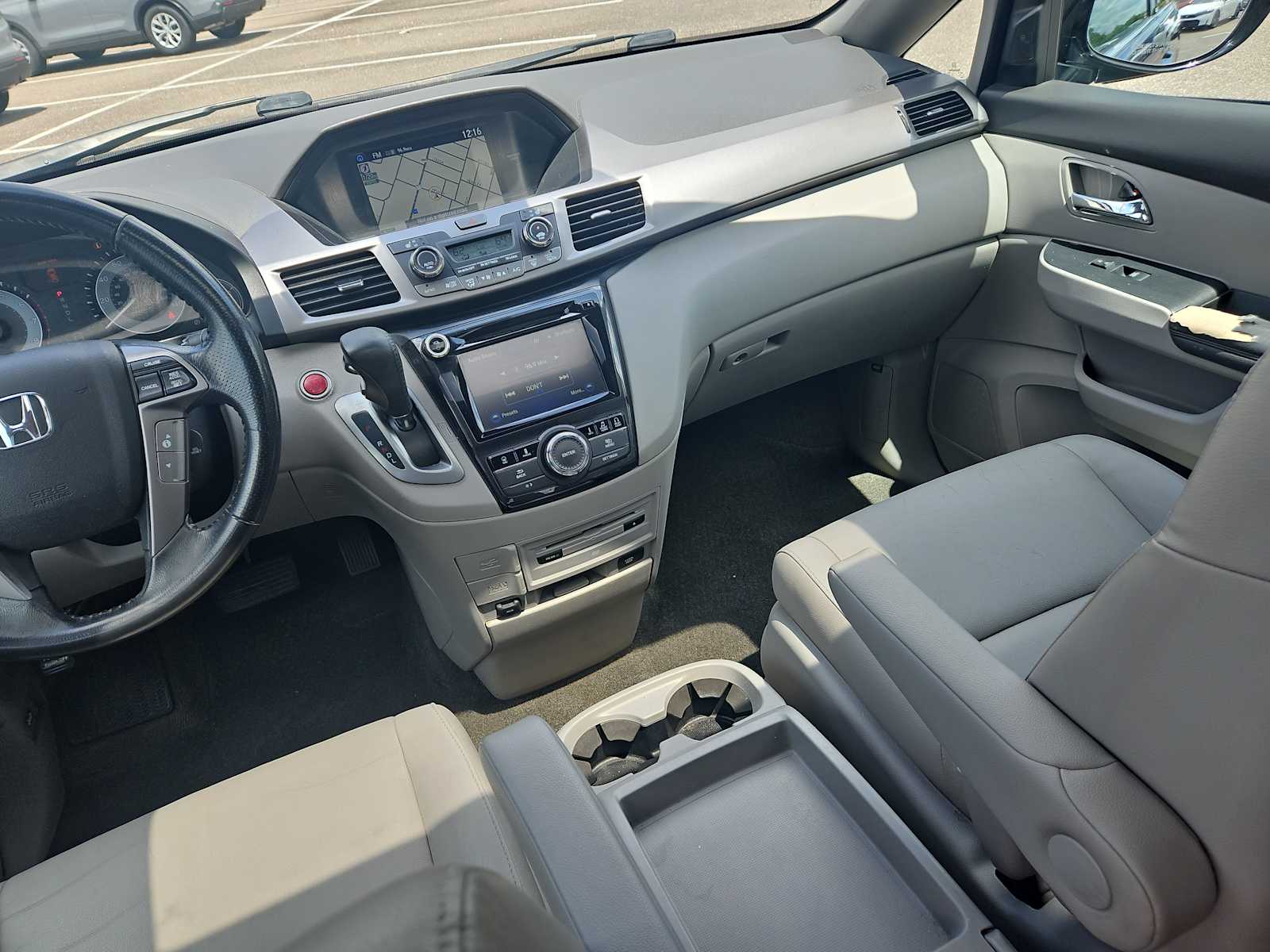 Thumbnail: 2015 Honda Odyssey - 23