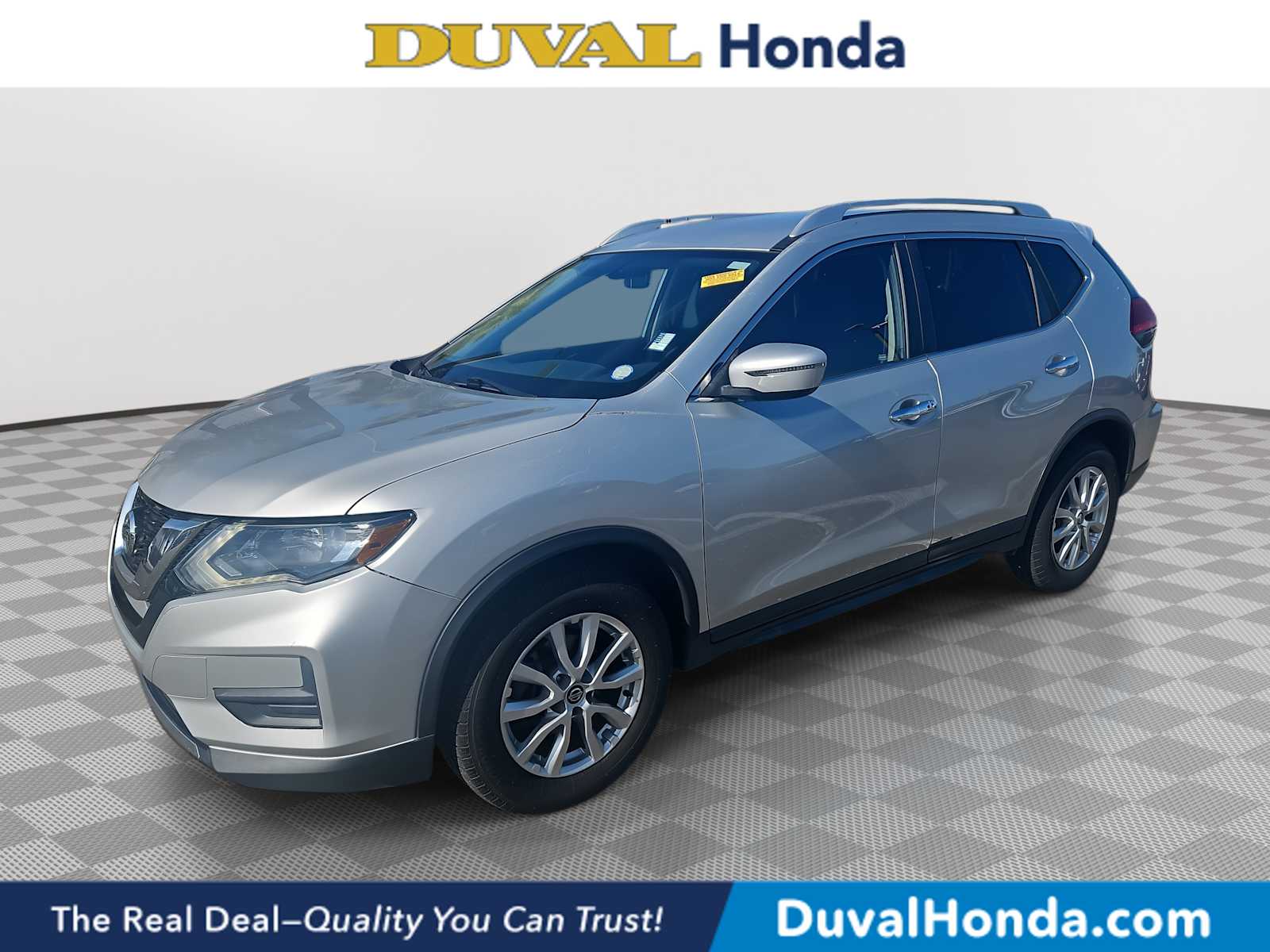 Thumbnail: 2017 Nissan Rogue - 1