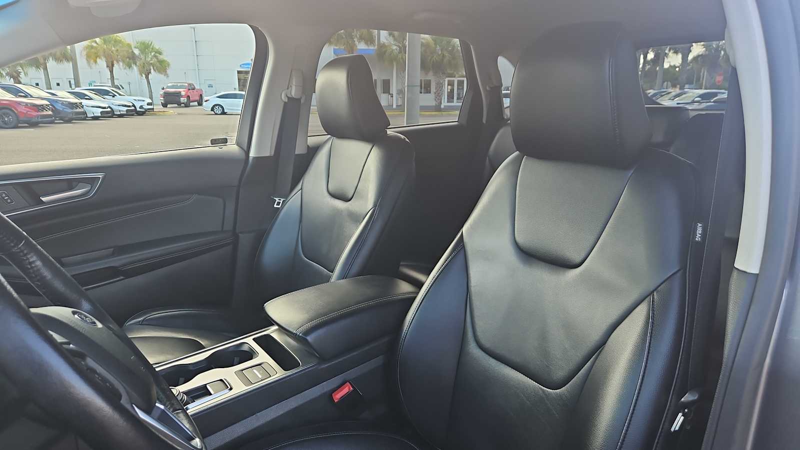 Thumbnail: 2022 Ford Edge - 13
