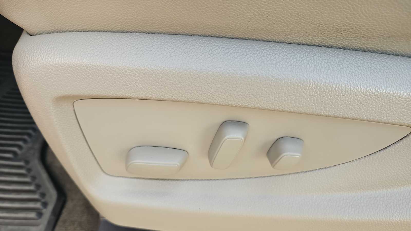 Thumbnail: 2015 GMC Sierra 1500 - 14