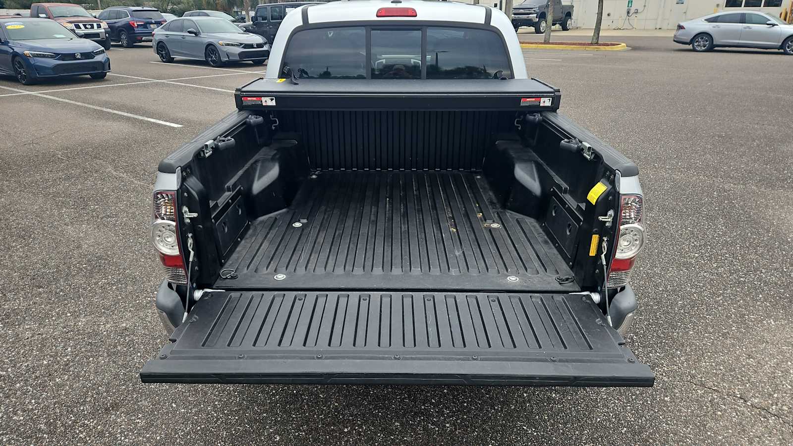 Thumbnail: 2012 Toyota Tacoma - 20