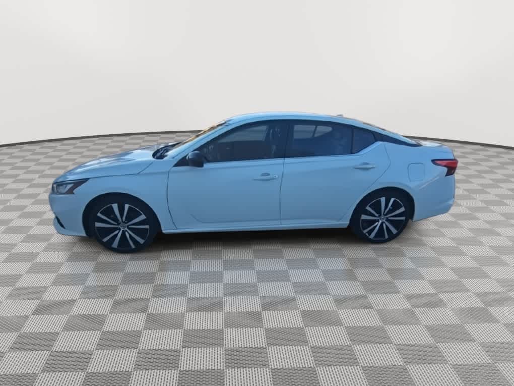 Thumbnail: 2022 Nissan Altima - 5