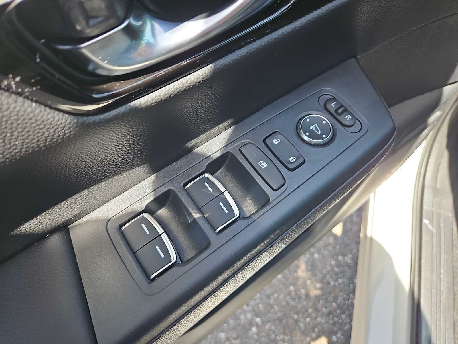 2025 Honda CR-V Sport Touring 14