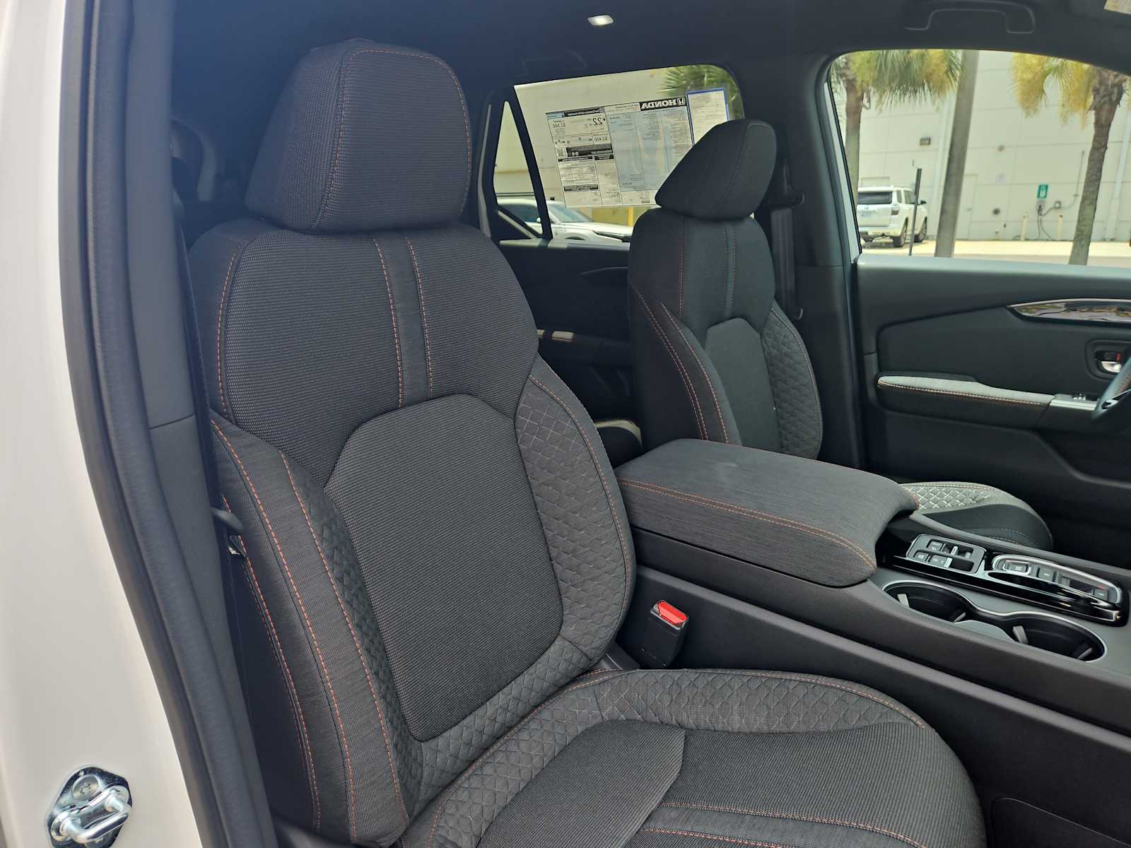 Thumbnail: 2025 Honda Pilot - 24