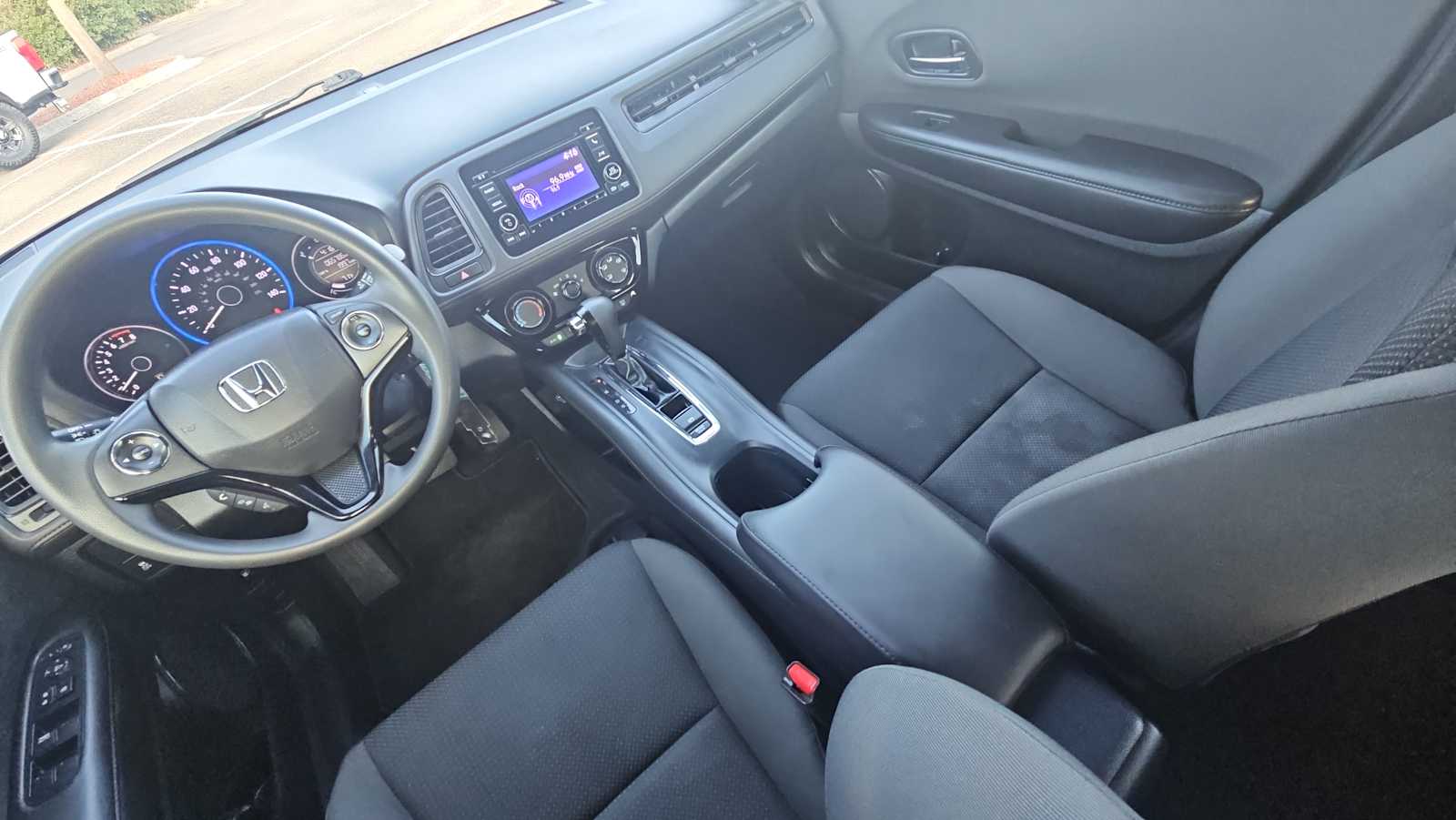 Thumbnail: 2022 Honda HR-V - 21