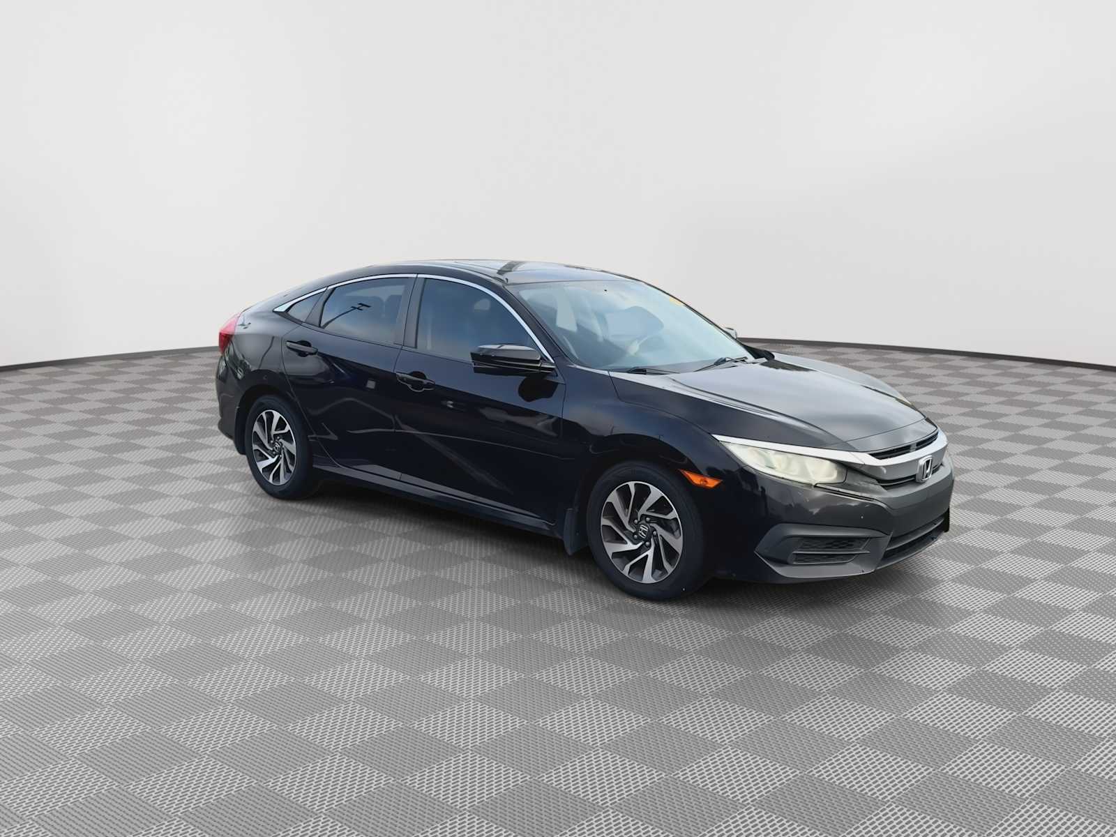 Thumbnail: 2016 Honda Civic - 2