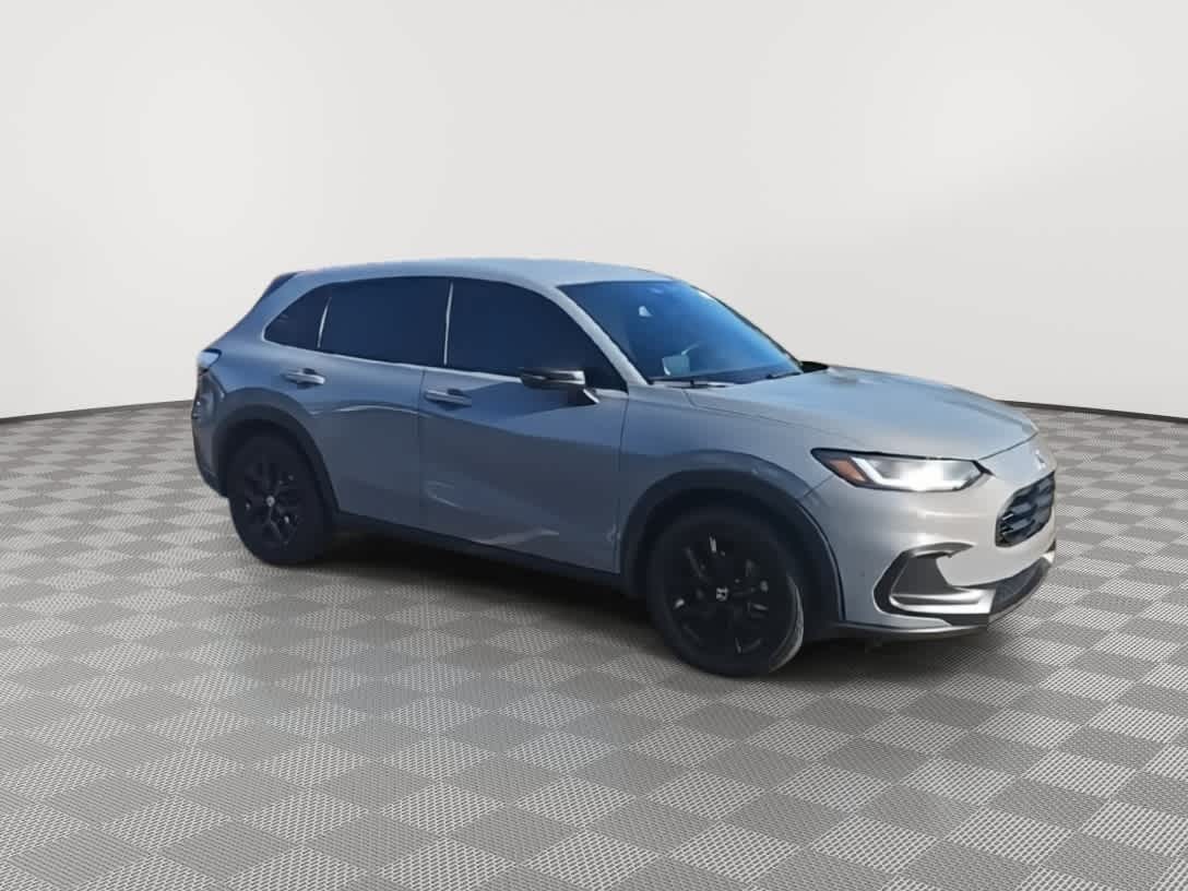Thumbnail: 2024 Honda HR-V - 2