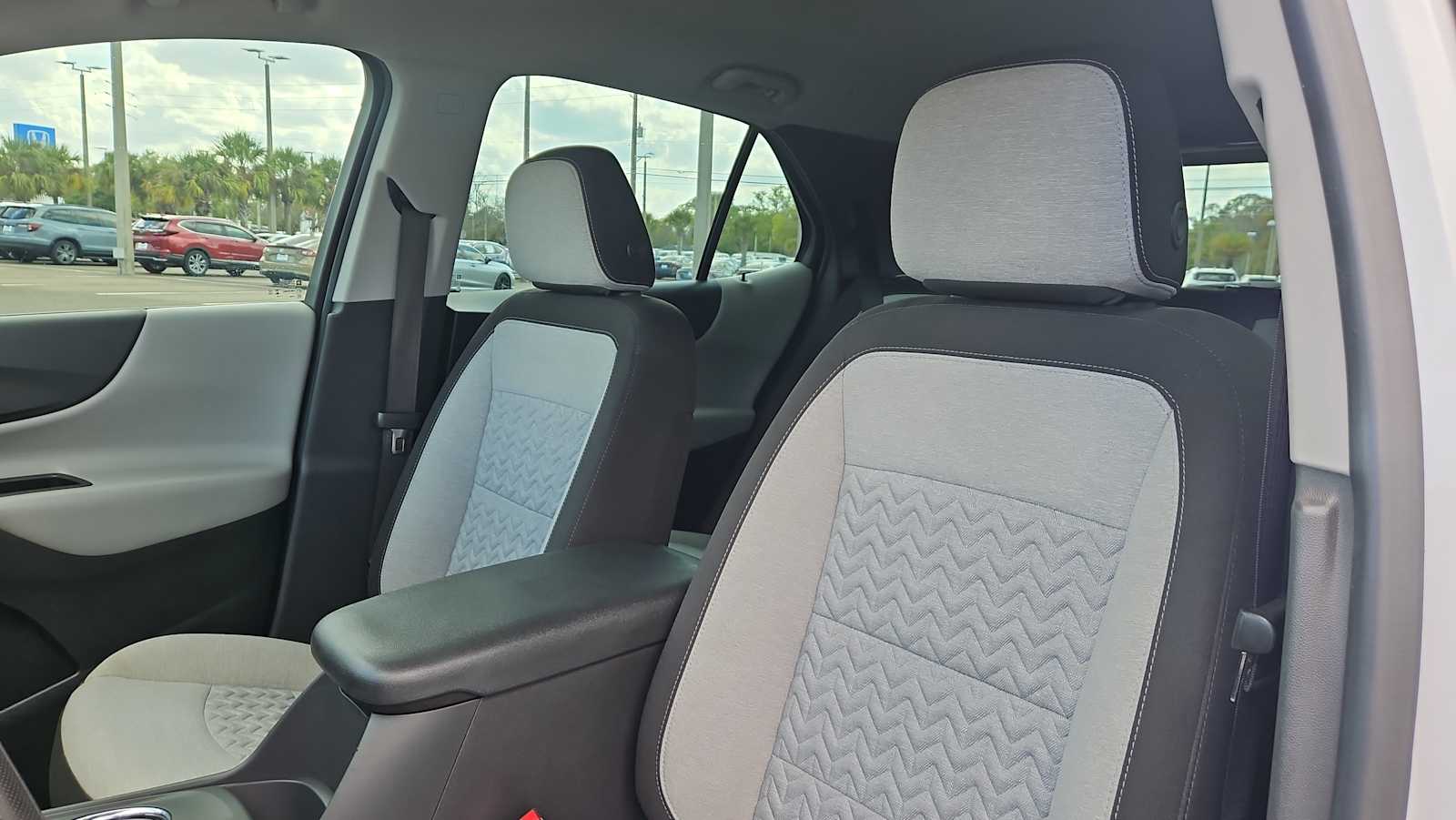 Thumbnail: 2023 Chevrolet Equinox - 13