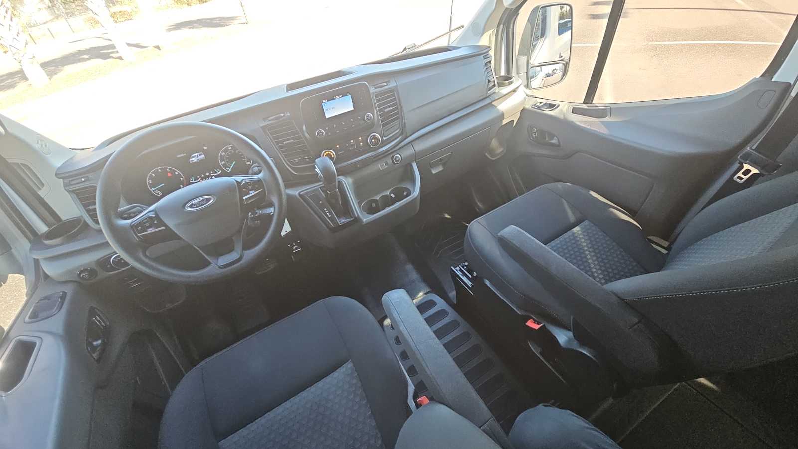 Thumbnail: 2023 Ford Econoline - 22