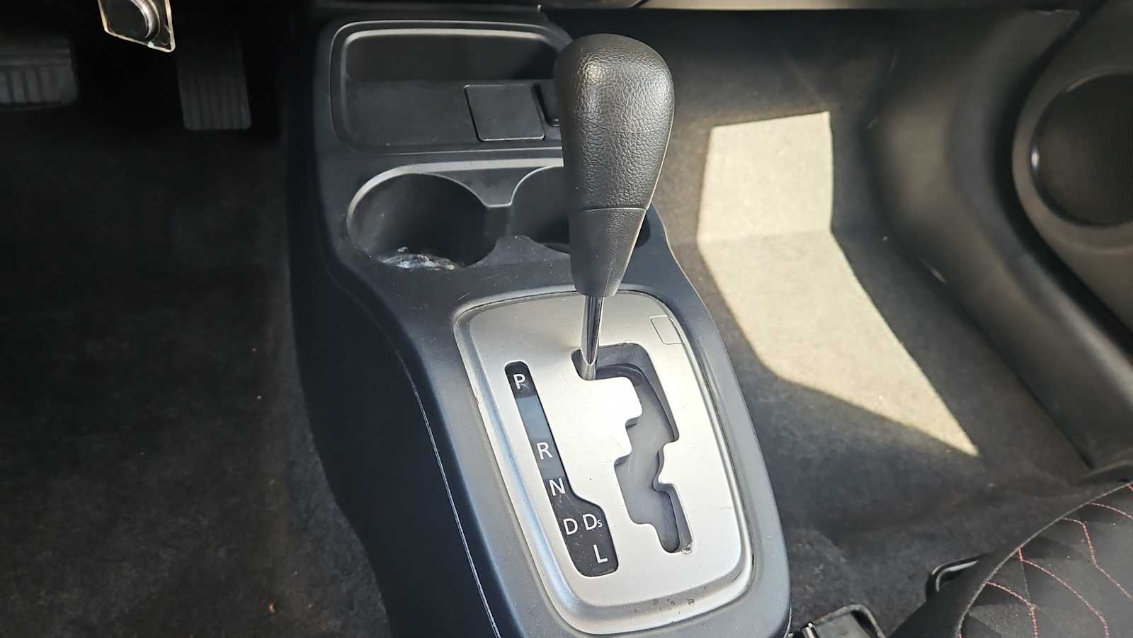 Thumbnail: 2022 Mitsubishi Mirage - 21