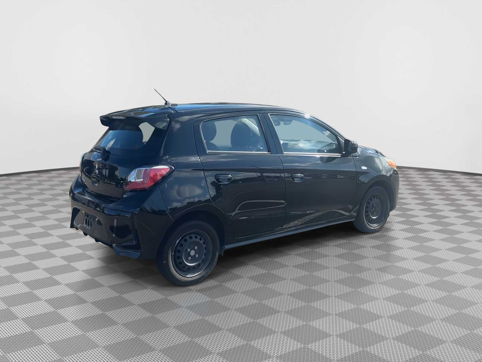 Thumbnail: 2022 Mitsubishi Mirage - 8