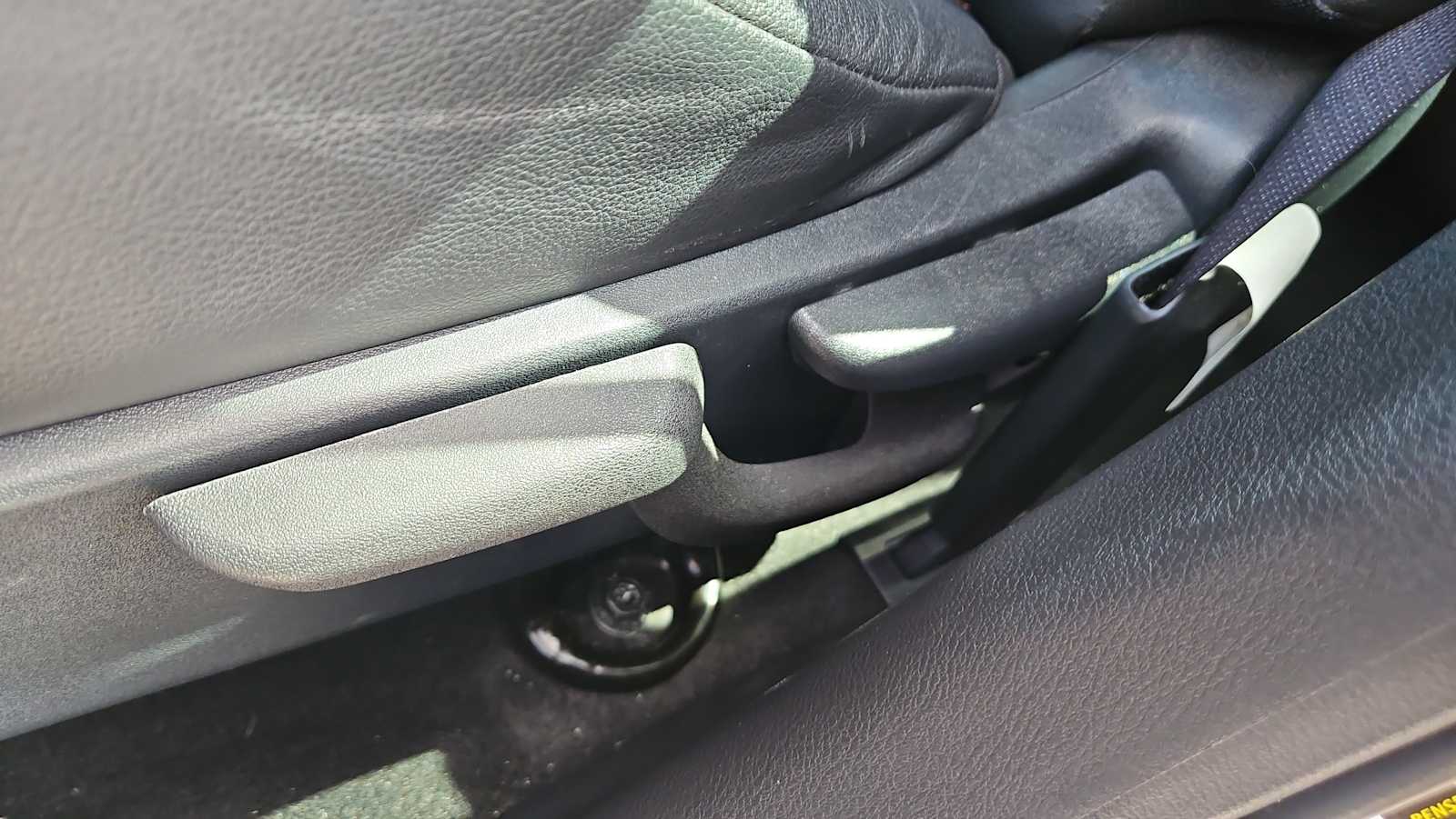 Thumbnail: 2019 Nissan Kicks - 14