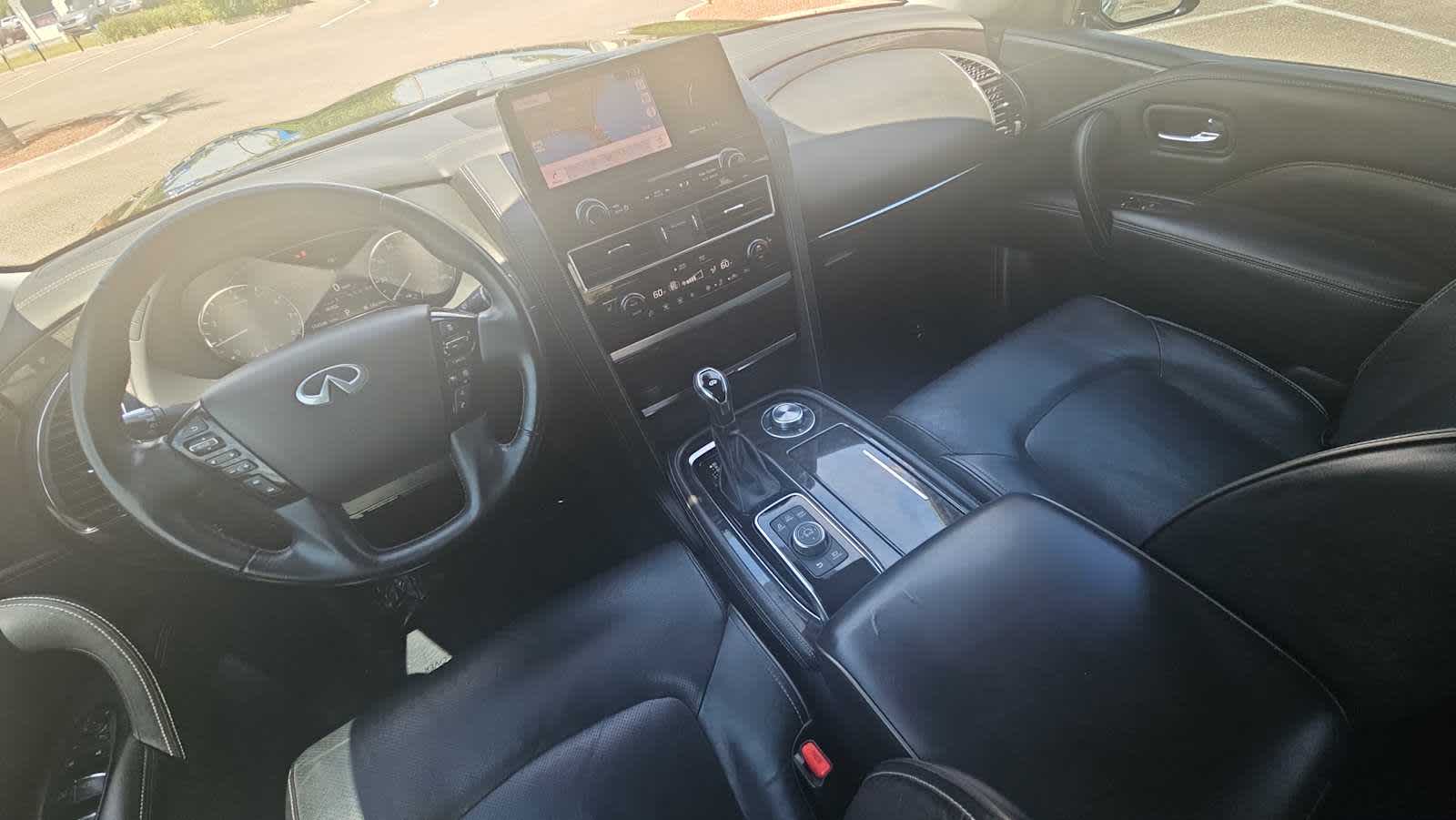 Thumbnail: 2022 INFINITI QX80 - 23