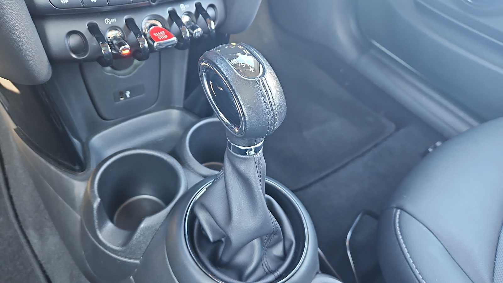 Thumbnail: 2019 MINI Cooper Hardtop - 22