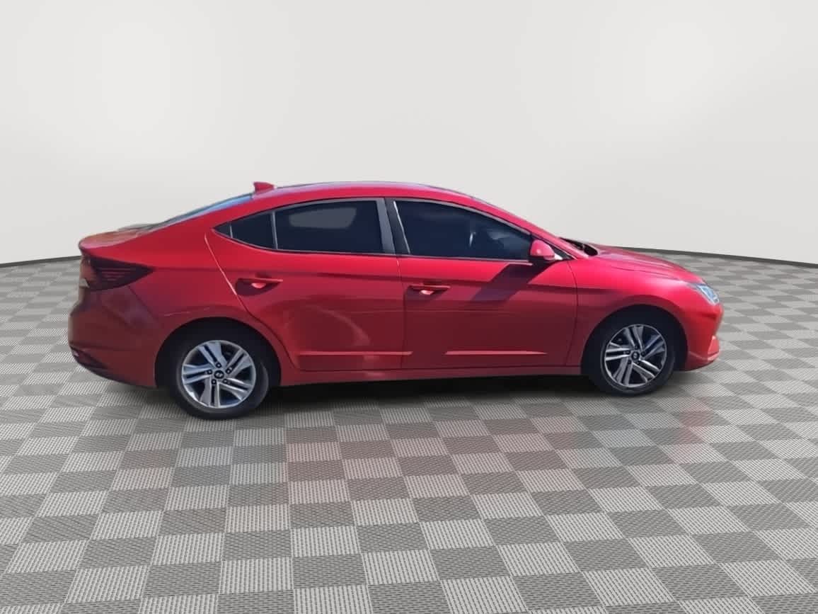 Thumbnail: 2020 Hyundai Elantra - 9