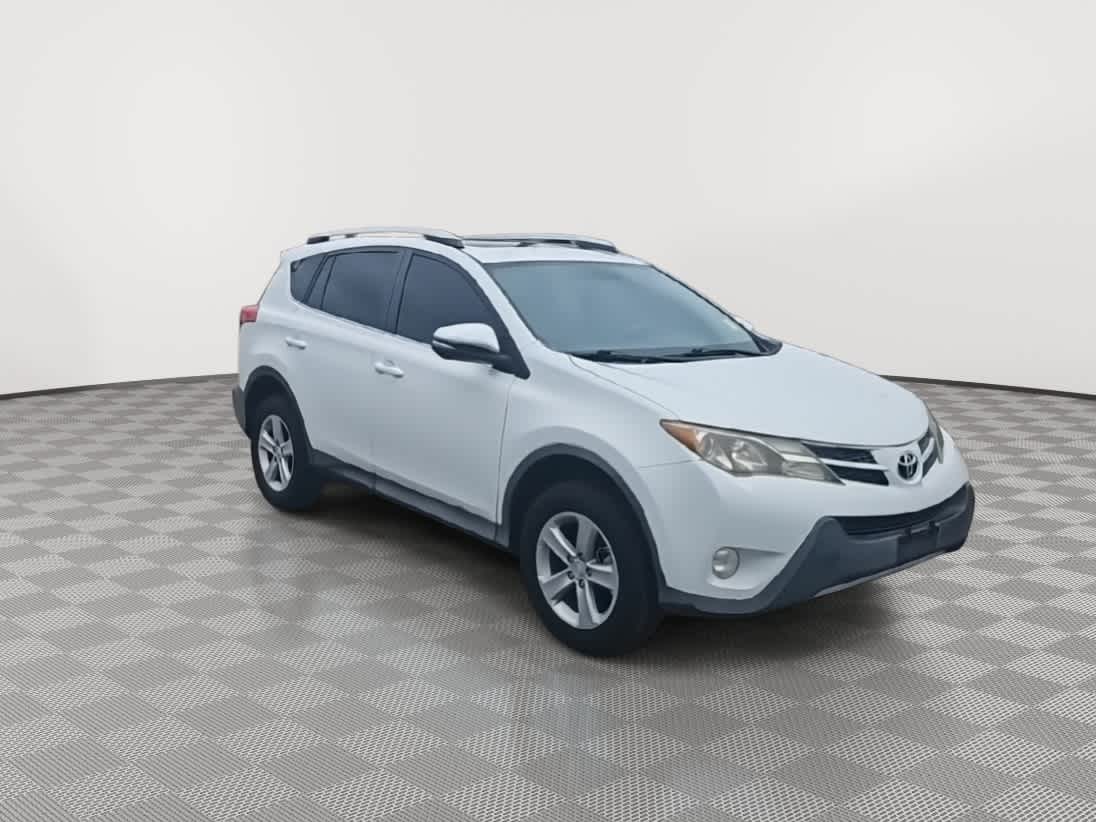 Thumbnail: 2014 Toyota RAV4 - 2