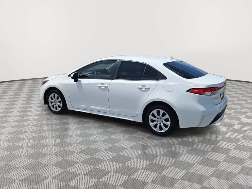 Thumbnail: 2022 Toyota Corolla - 5