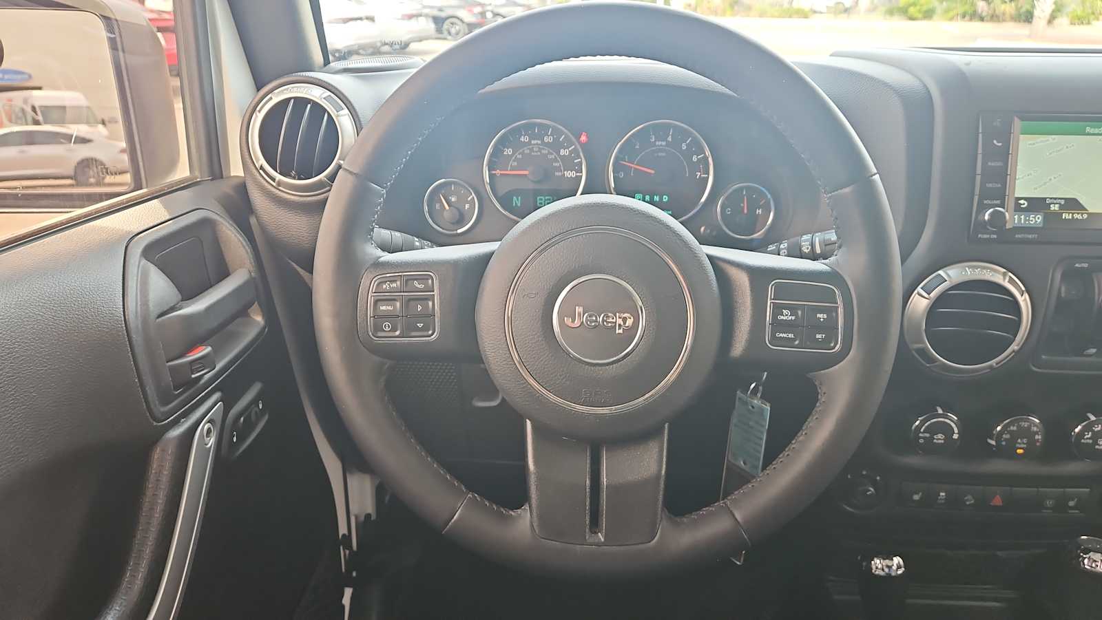 Thumbnail: 2017 Jeep Wrangler - 11