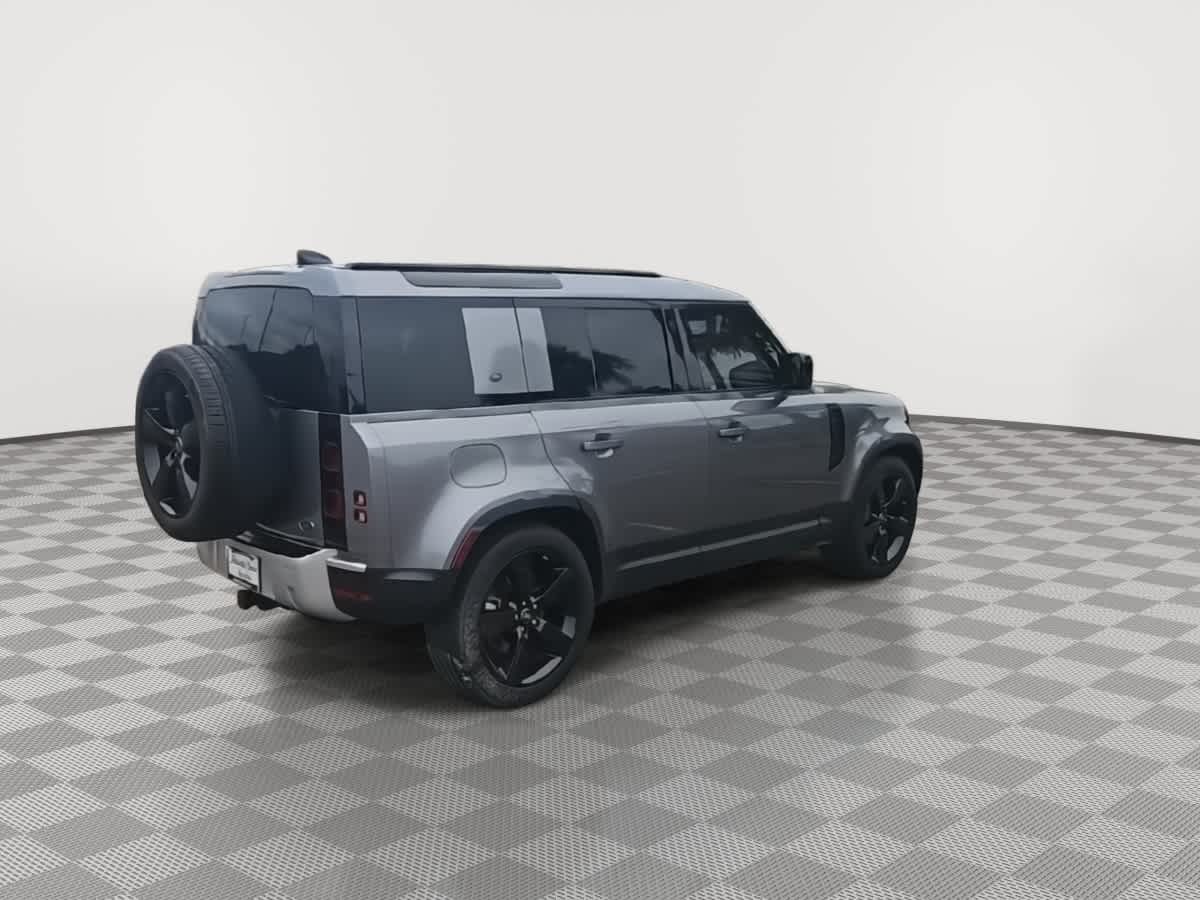 Thumbnail: 2020 Land Rover Defender - 8
