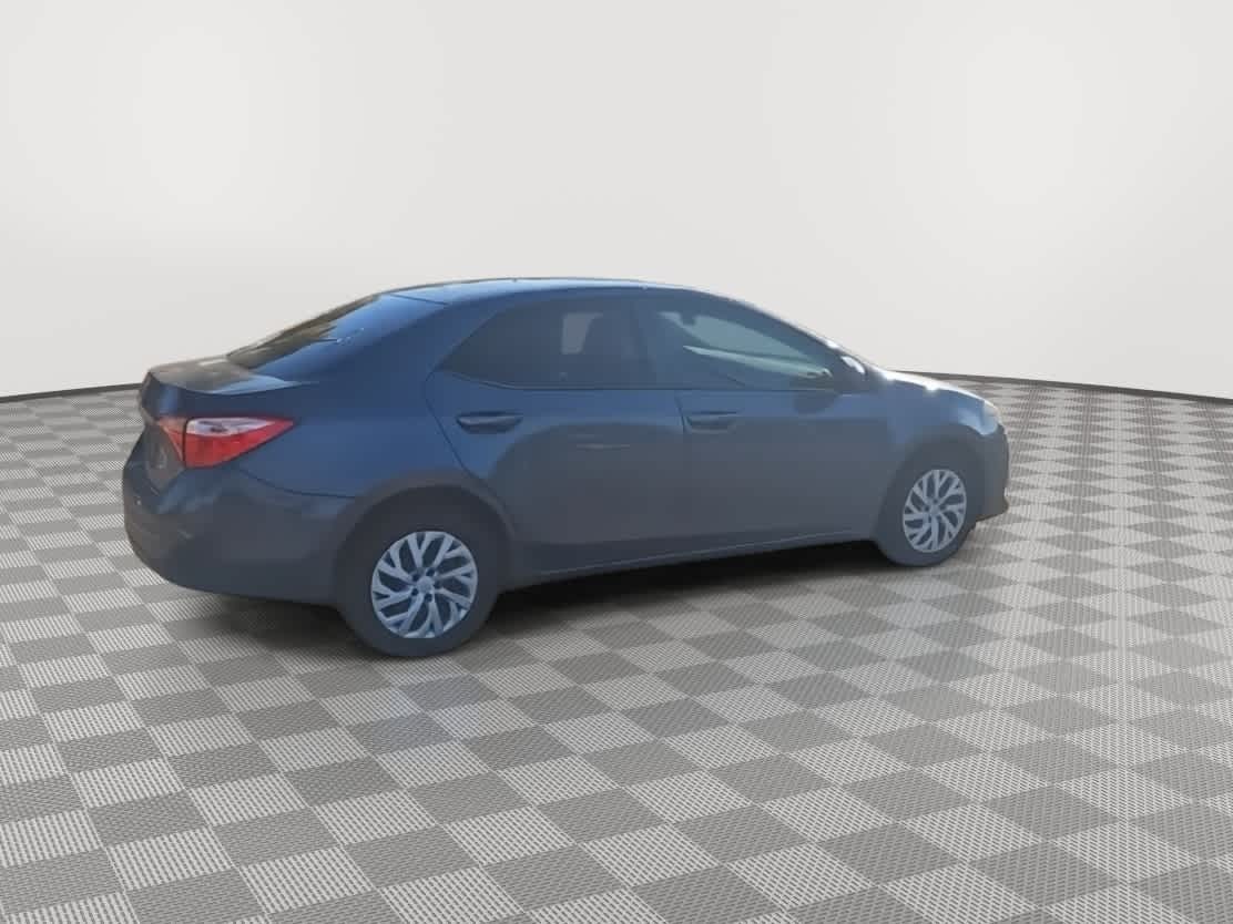 Thumbnail: 2017 Toyota Corolla - 9
