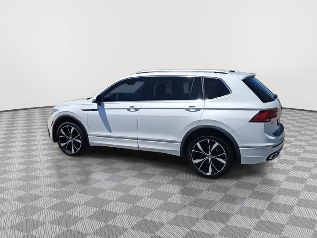Thumbnail: 2022 Volkswagen Tiguan - 6