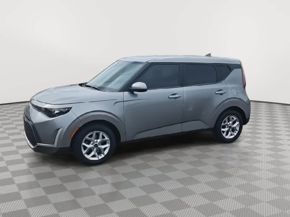Thumbnail: 2023 Kia Soul - 5