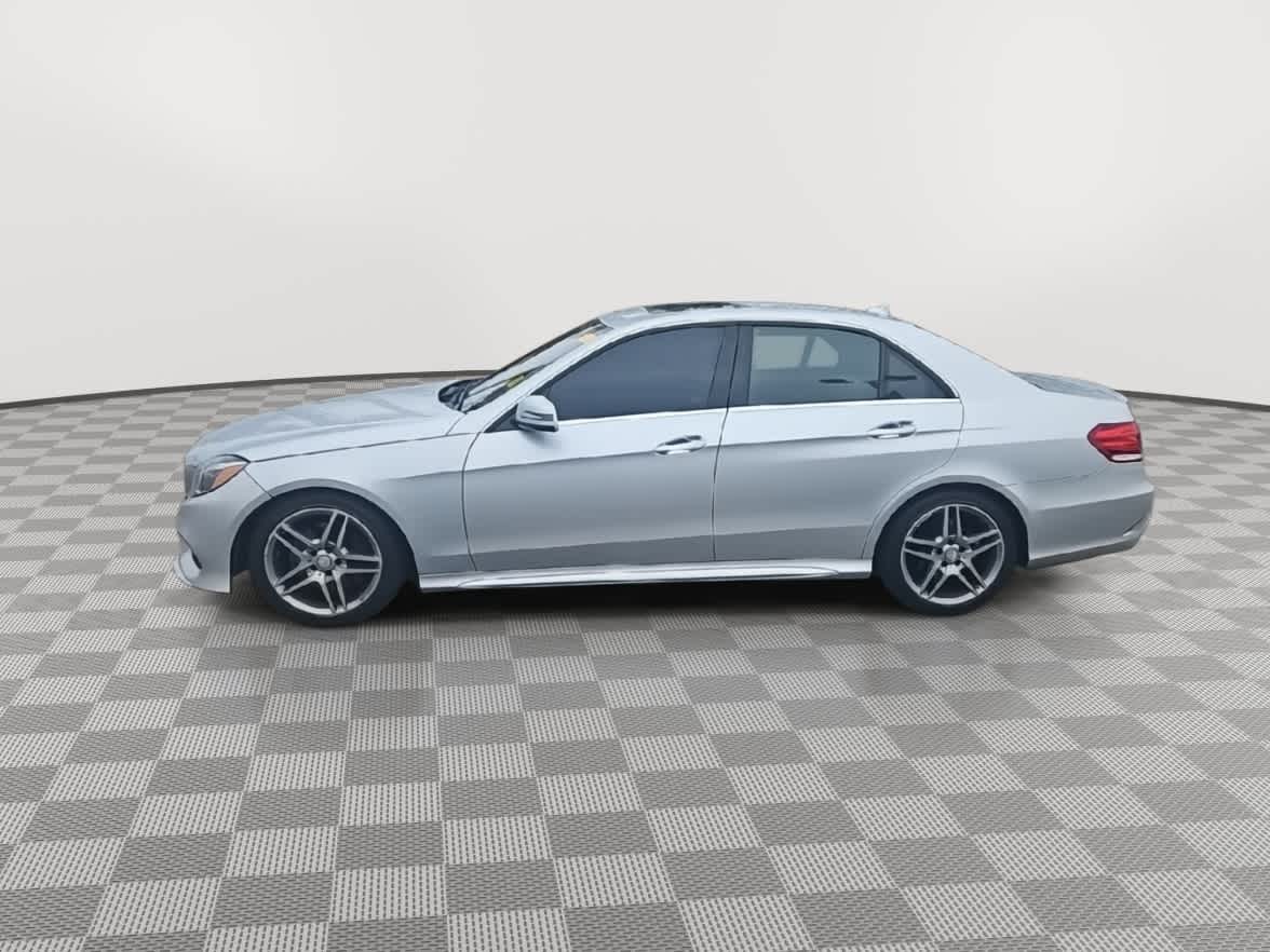 Thumbnail: 2015 Mercedes-Benz E-Class - 5