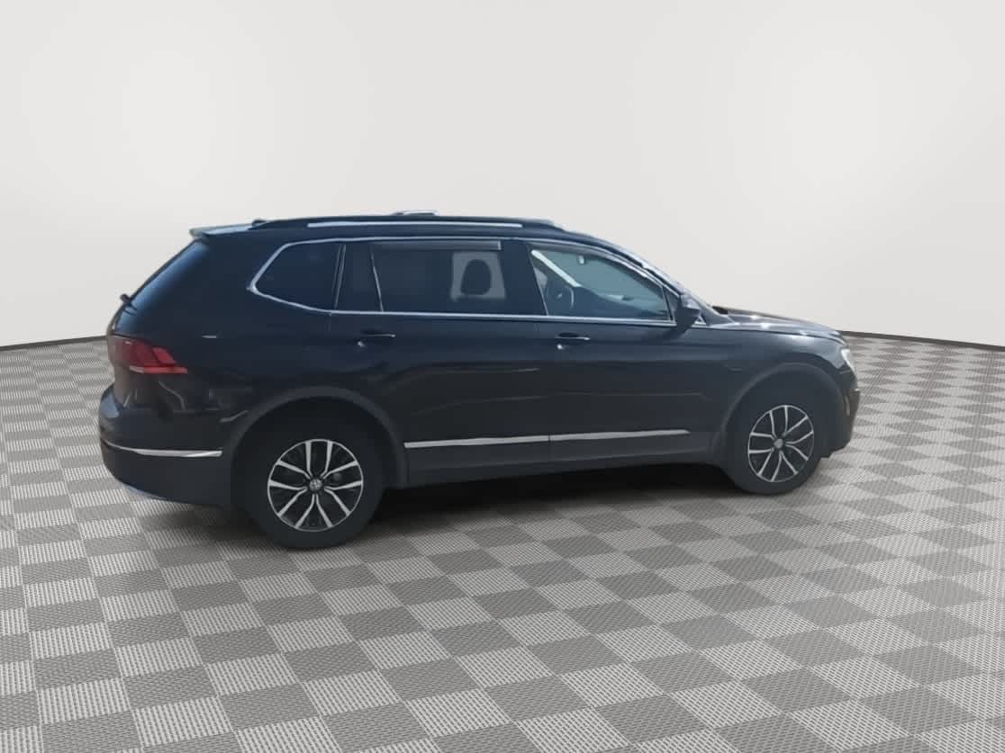 Thumbnail: 2020 Volkswagen Tiguan - 9