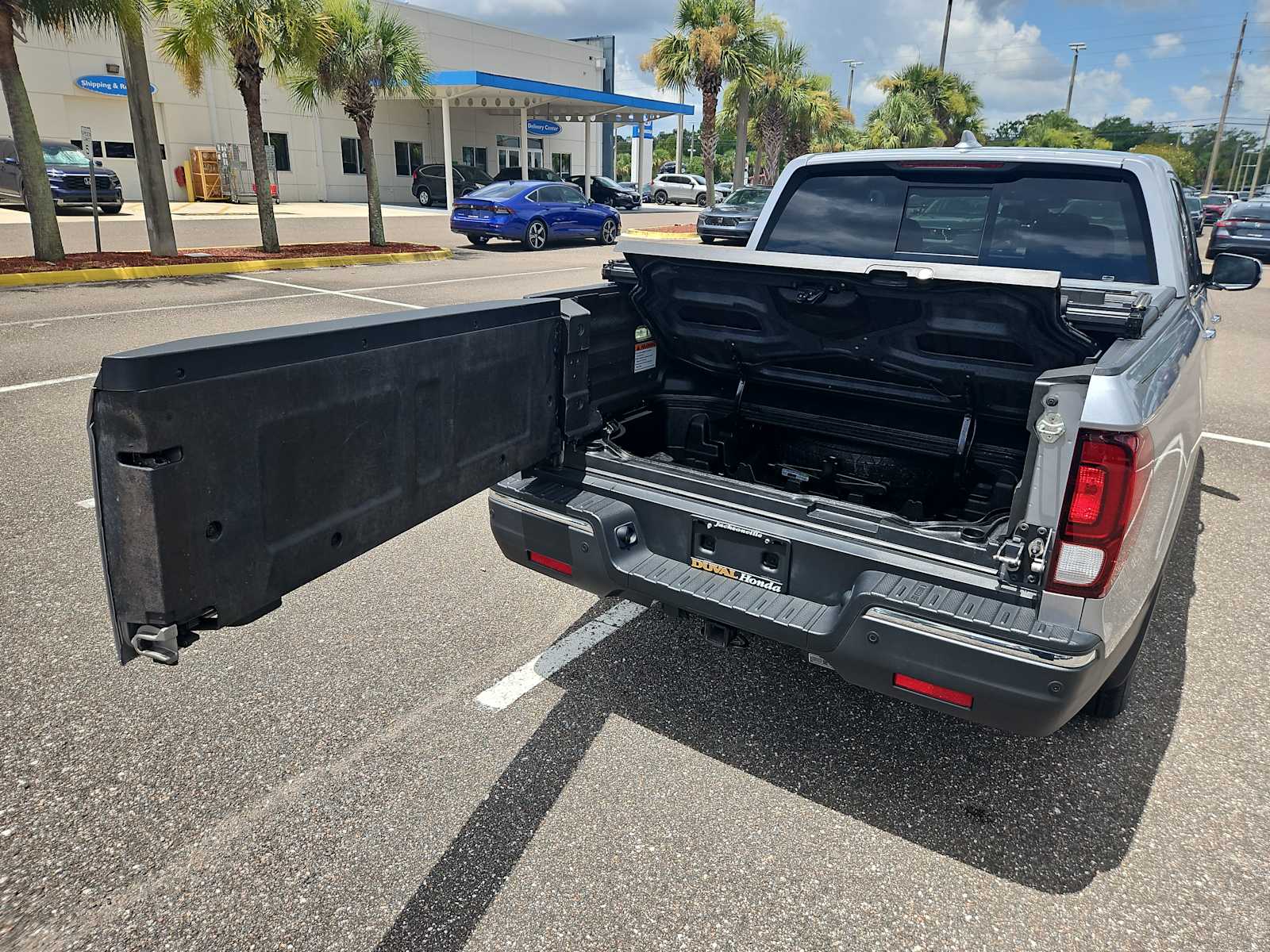 Thumbnail: 2019 Honda Ridgeline - 21