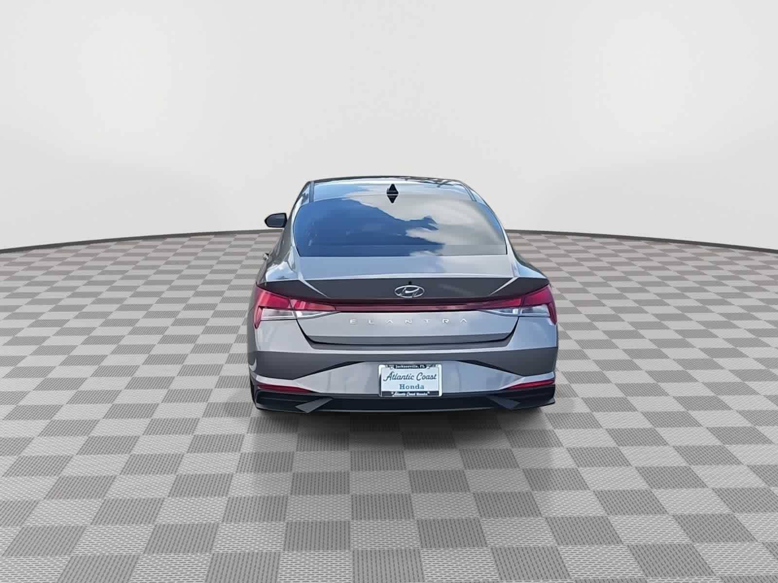 Thumbnail: 2023 Hyundai Elantra - 7