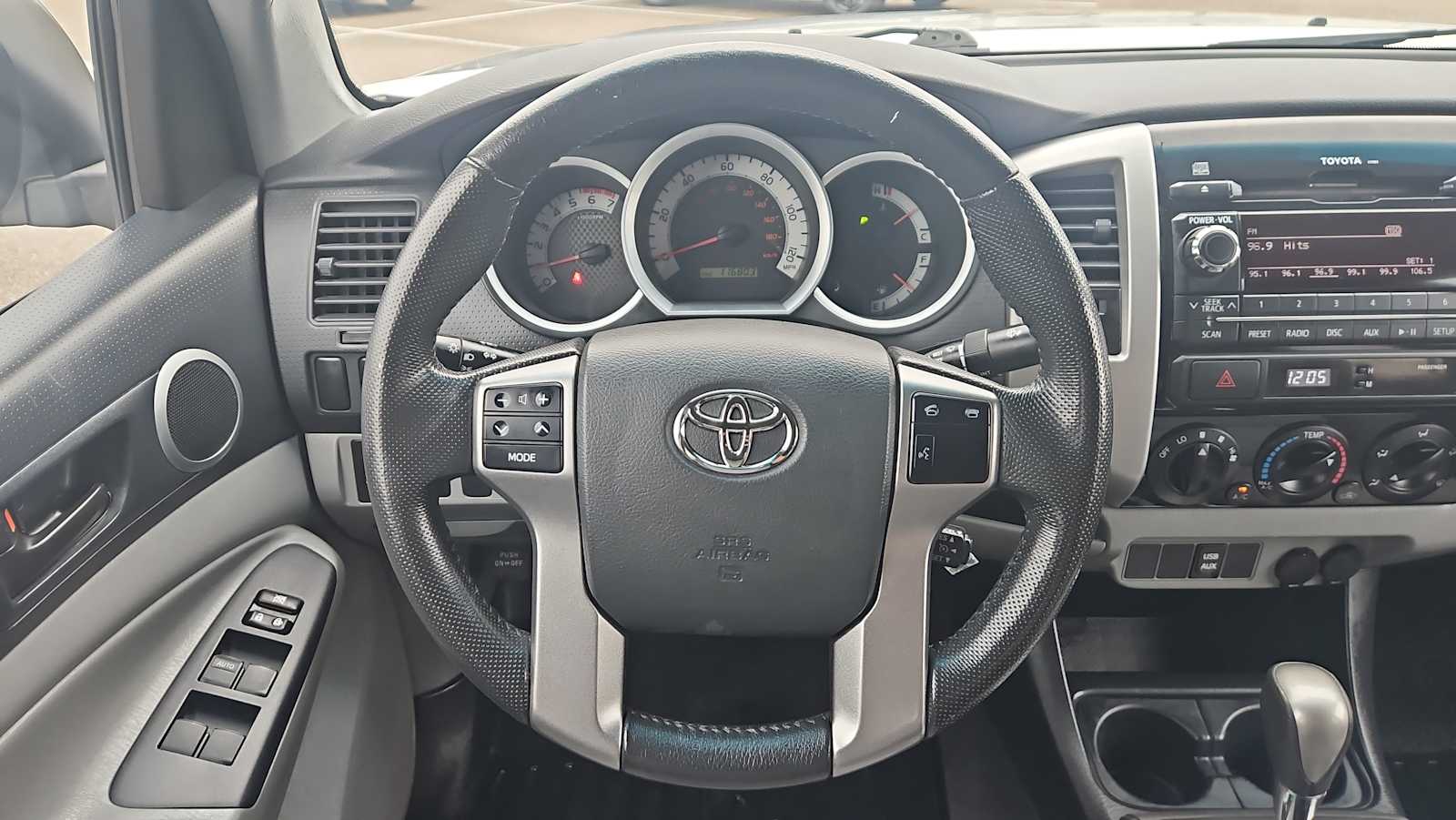 Thumbnail: 2012 Toyota Tacoma - 11