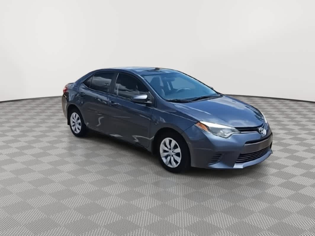 Thumbnail: 2016 Toyota Corolla - 2