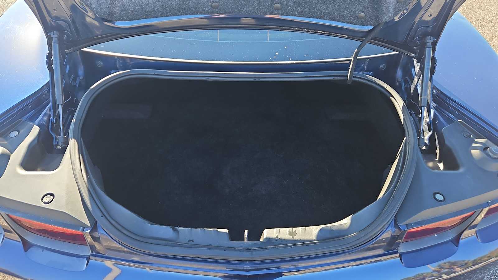 Thumbnail: 2012 Chevrolet Camaro - 19