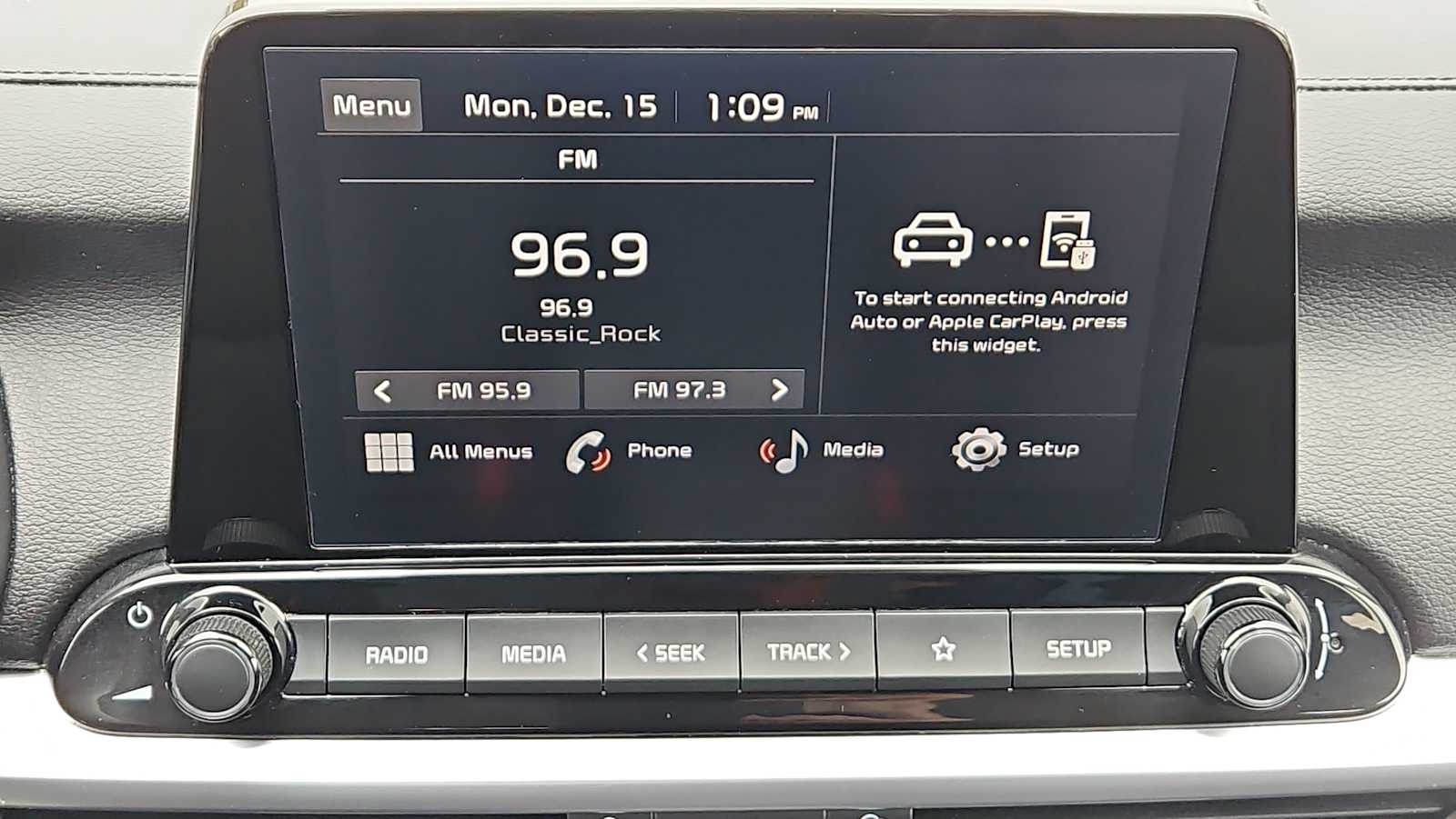 Thumbnail: 2023 Kia Forte - 19