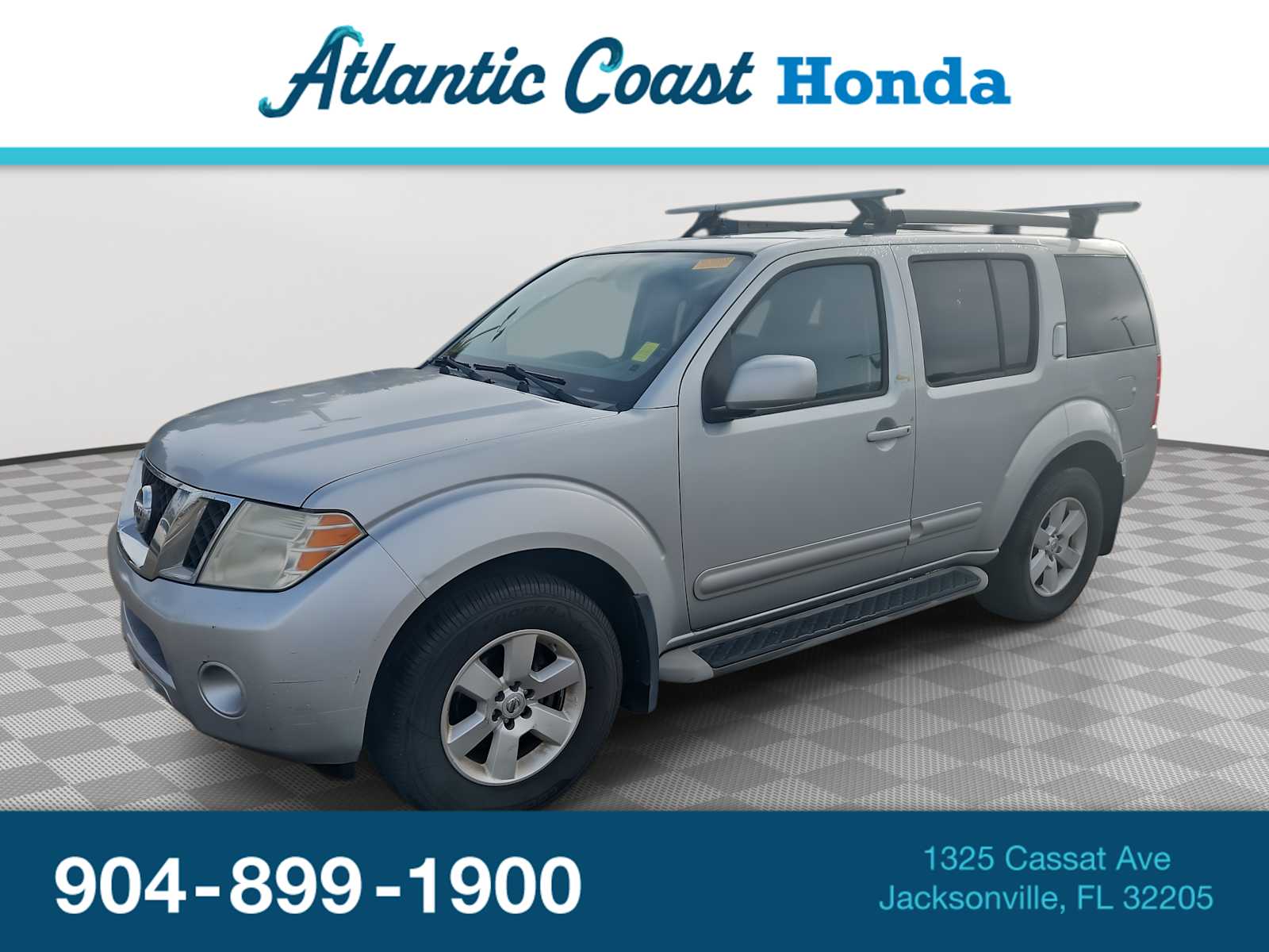 Thumbnail: 2011 Nissan Pathfinder - 1