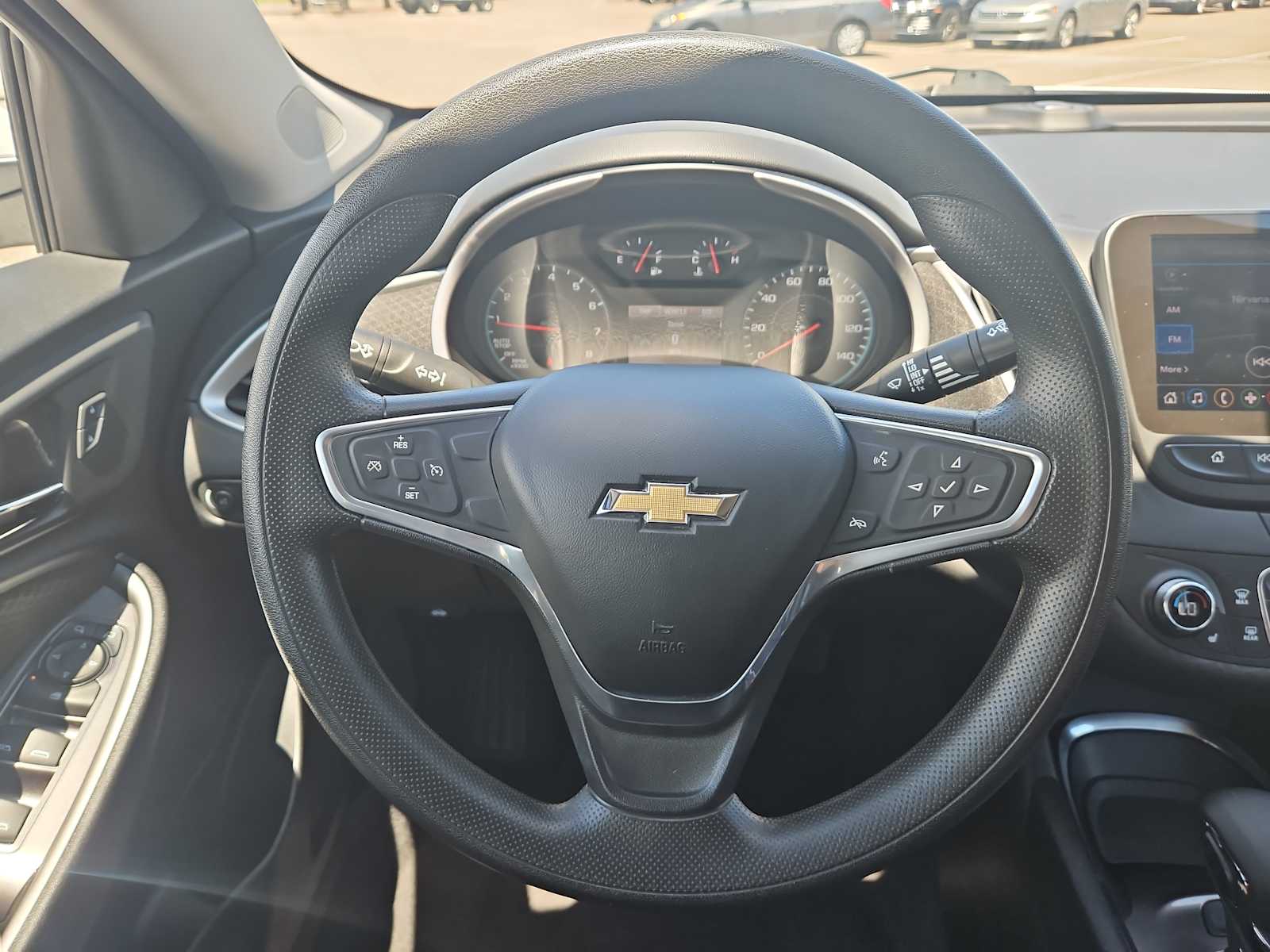 Thumbnail: 2022 Chevrolet Malibu - 11