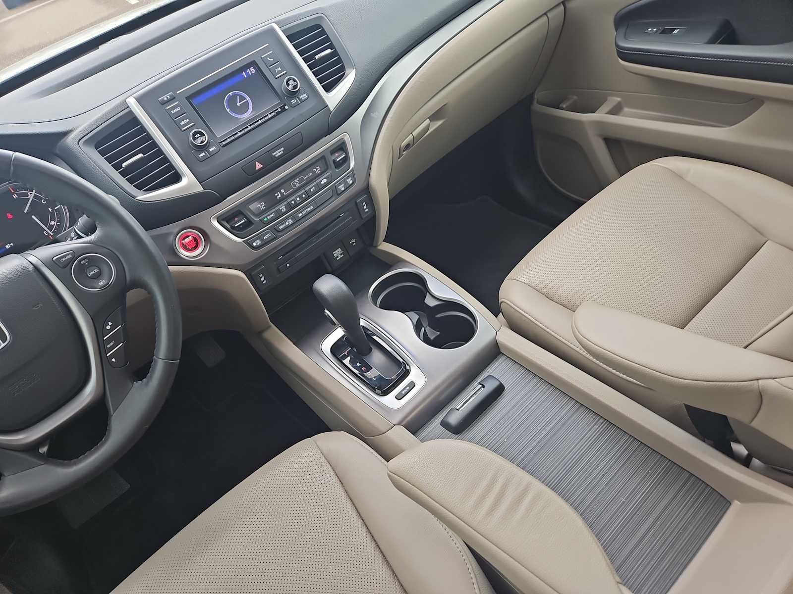 Thumbnail: 2019 Honda Ridgeline - 24