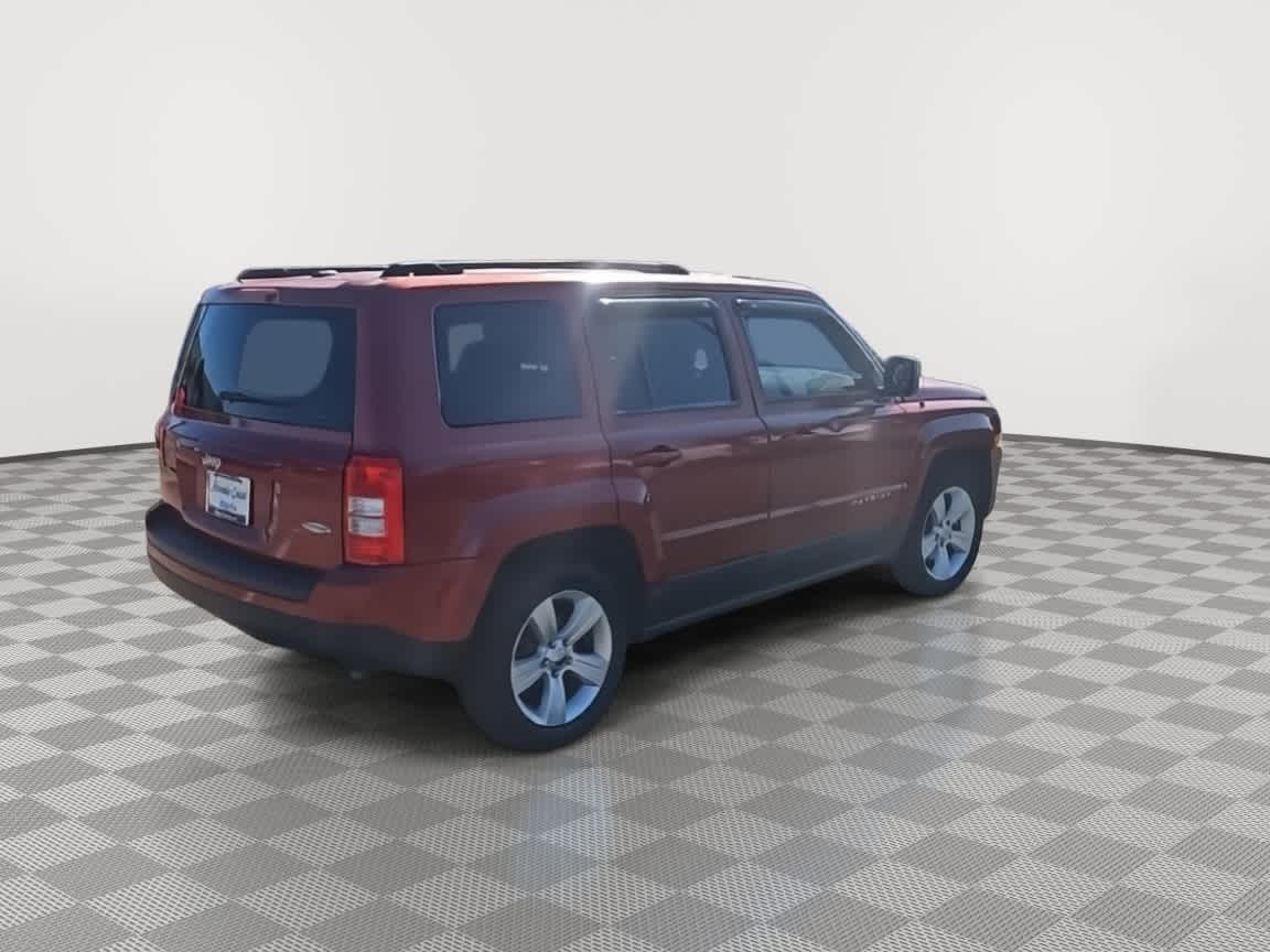 Thumbnail: 2012 Jeep Patriot - 8