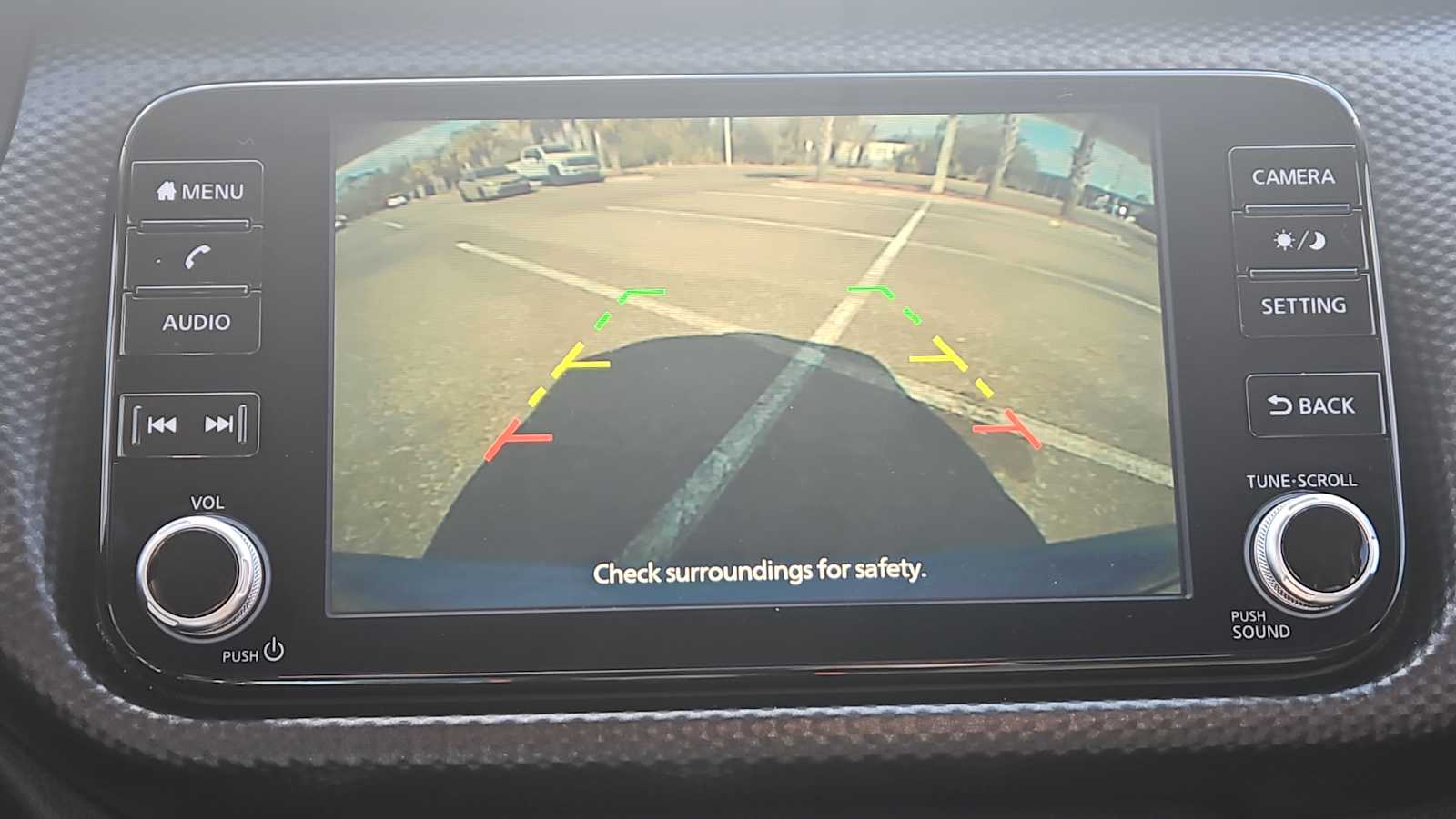 Thumbnail: 2023 Nissan Kicks - 23