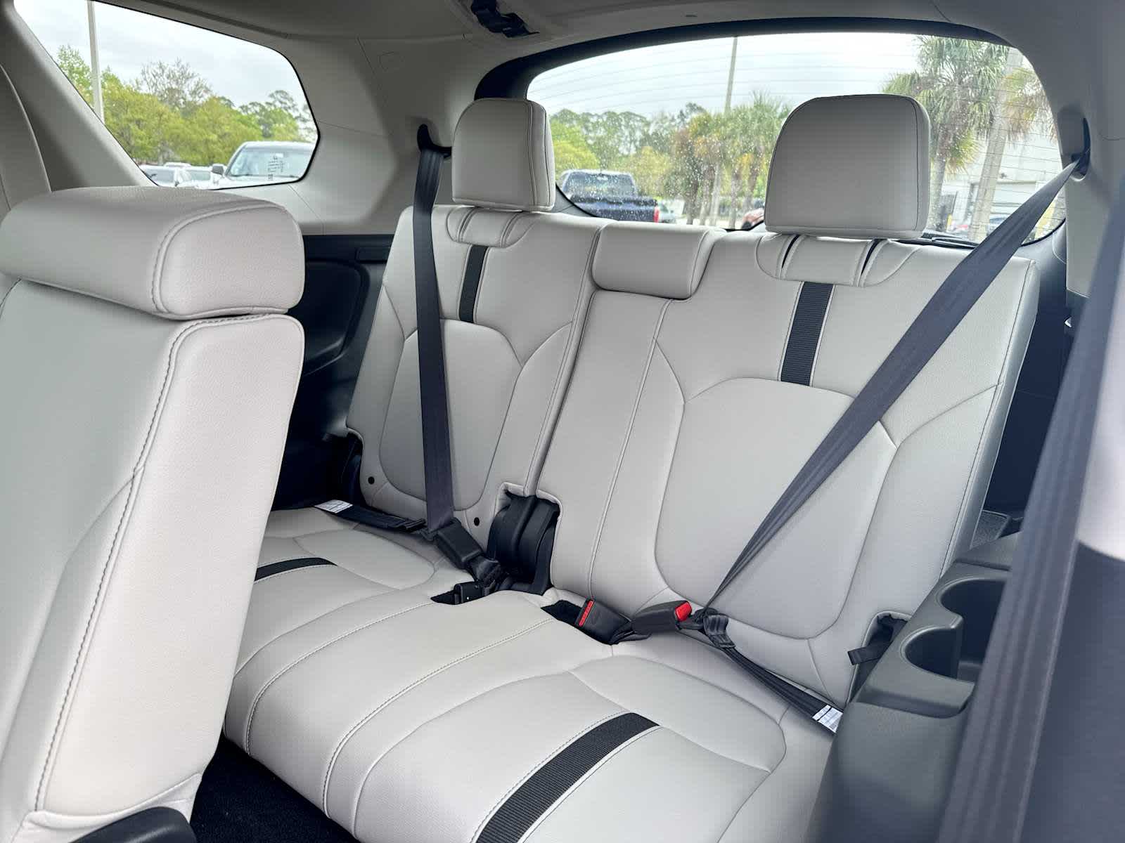 Thumbnail: 2026 Honda Pilot - 25