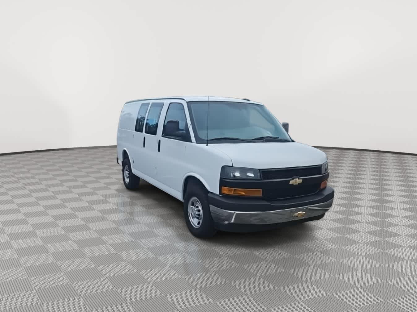 Thumbnail: 2022 Chevrolet Express - 2