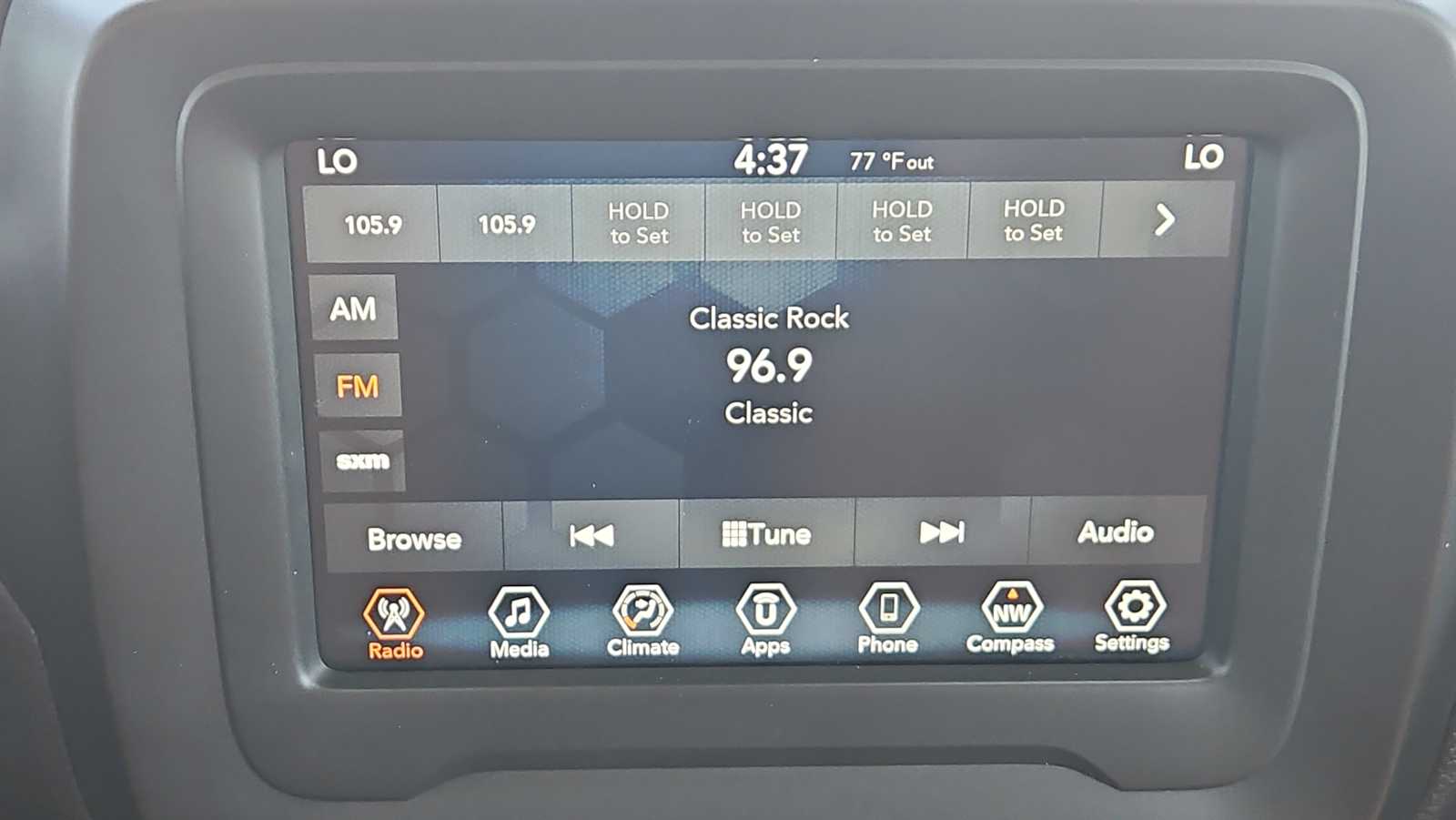 Thumbnail: 2020 Jeep Renegade - 12