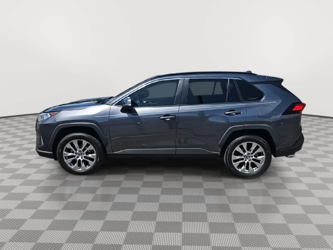 Thumbnail: 2021 Toyota RAV4 - 5