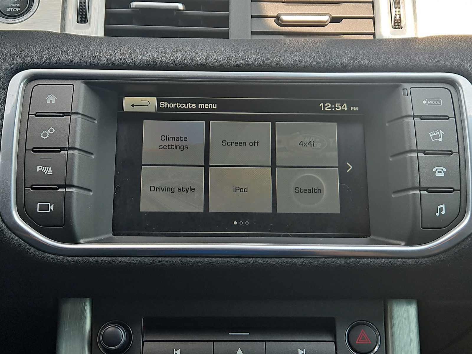 Thumbnail: 2016 Land Rover Range Rover Evoque - 19