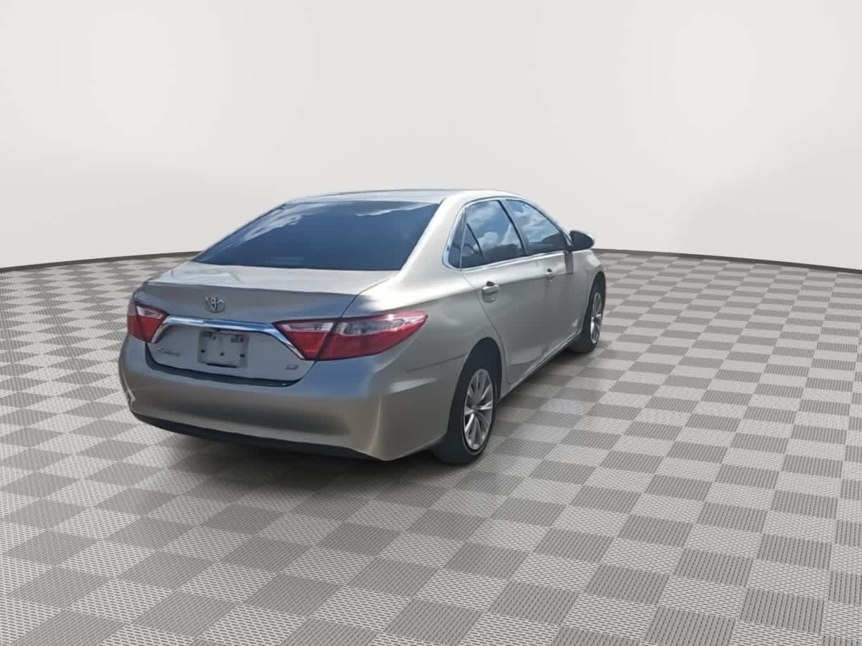 Thumbnail: 2017 Toyota Camry - 8