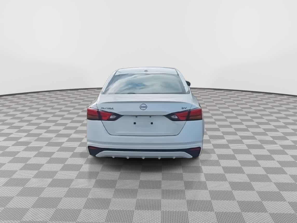 Thumbnail: 2023 Nissan Altima - 7