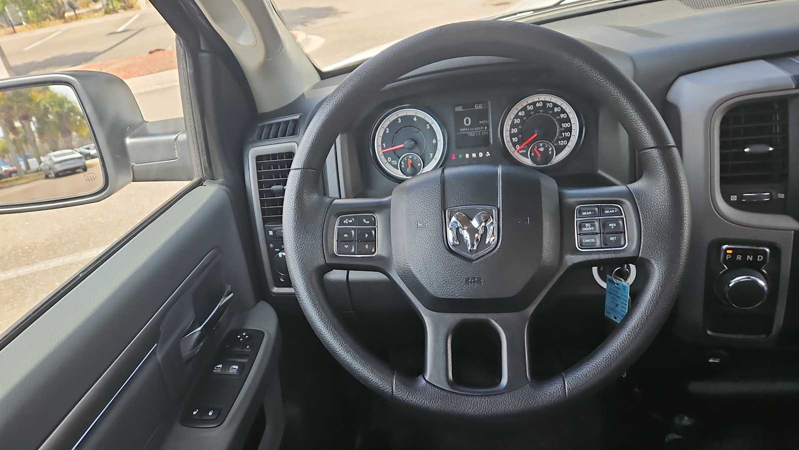 Thumbnail: 2021 RAM 1500 Classic - 11